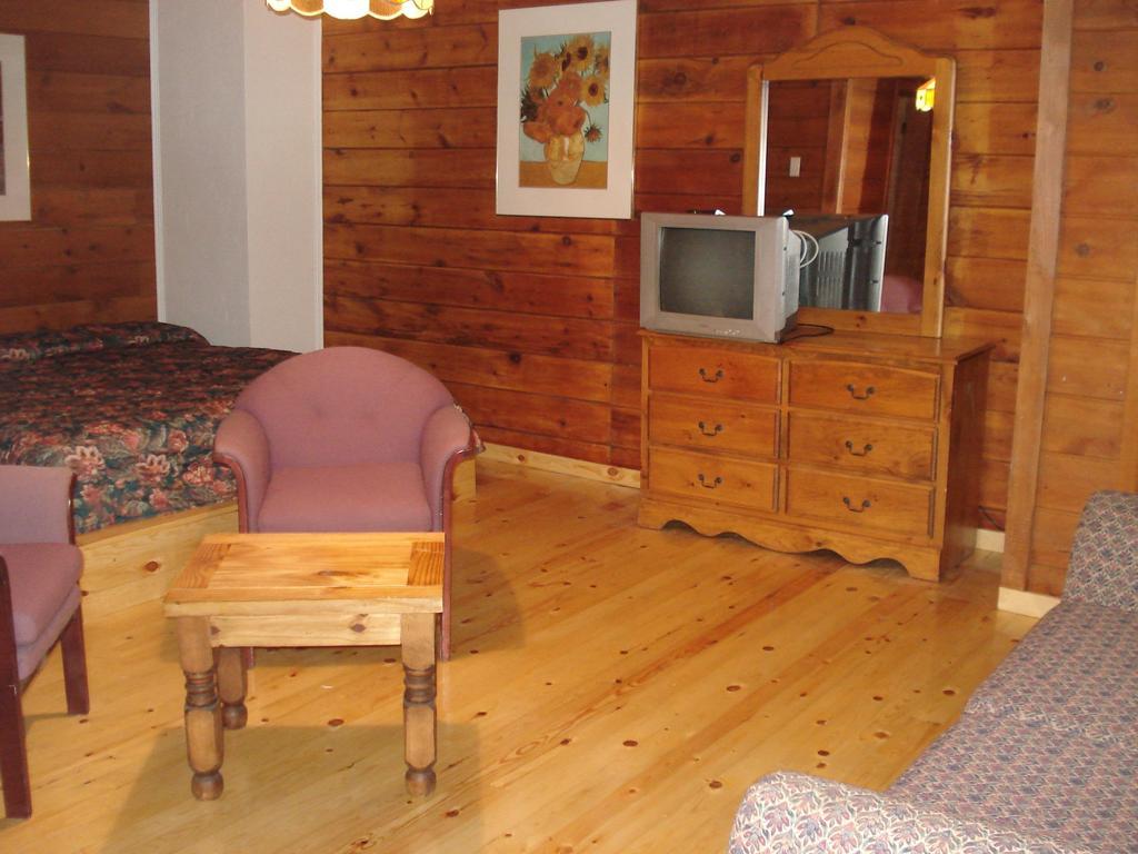 Auberge Alpine Inn Sainte-Adèle Quarto foto